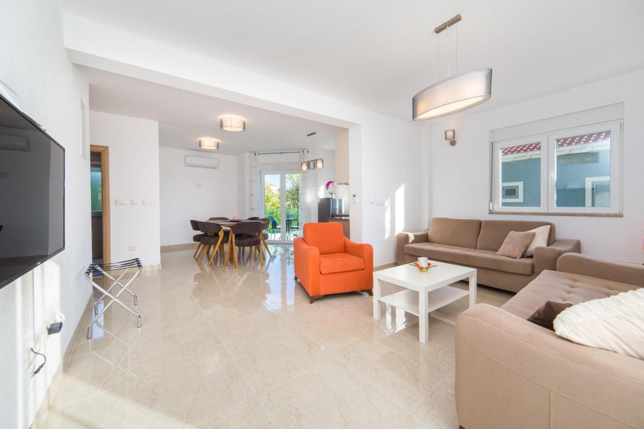 Apartments Zvonik Brist Ngoại thất bức ảnh