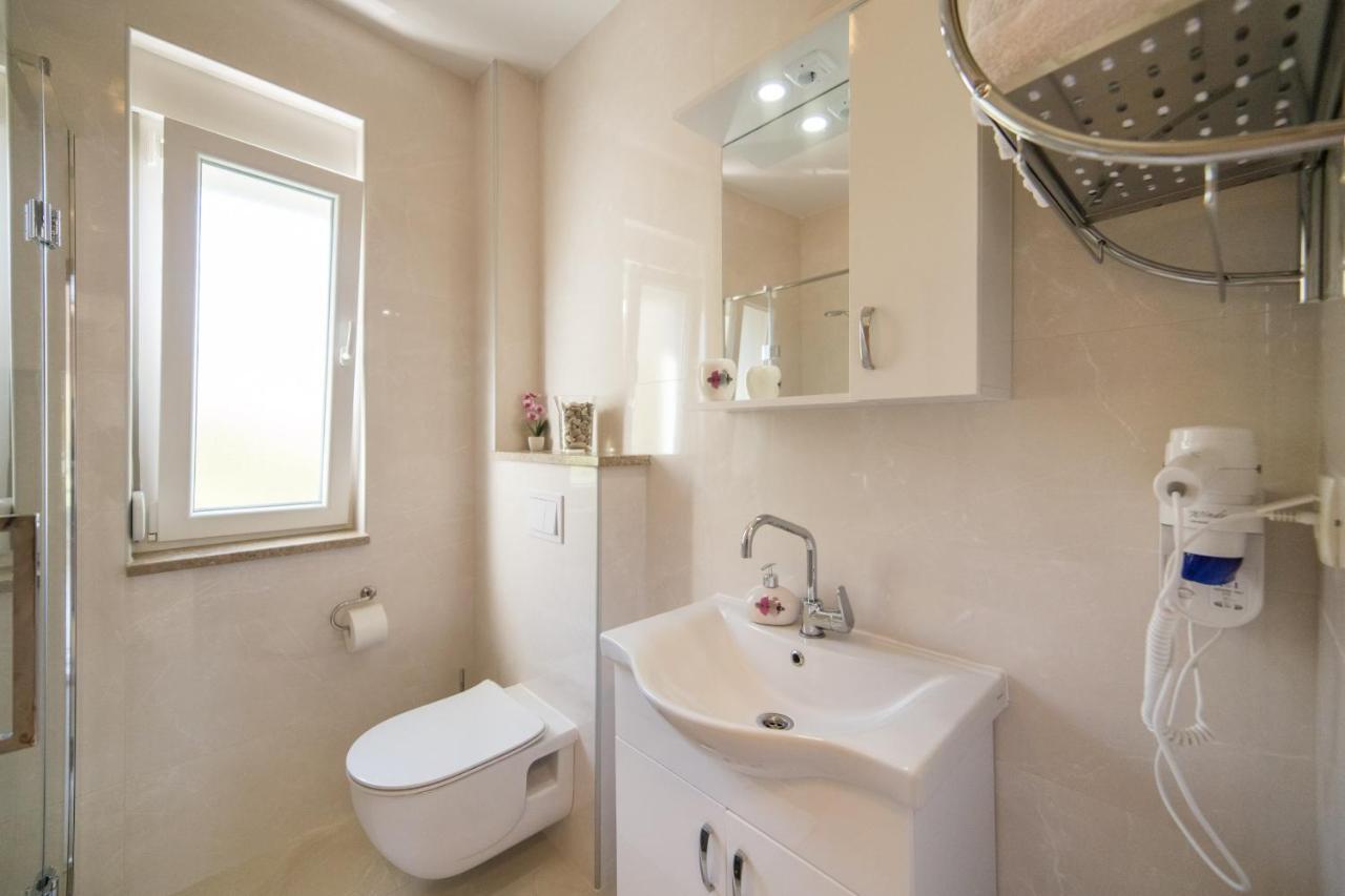 Apartments Zvonik Brist Ngoại thất bức ảnh