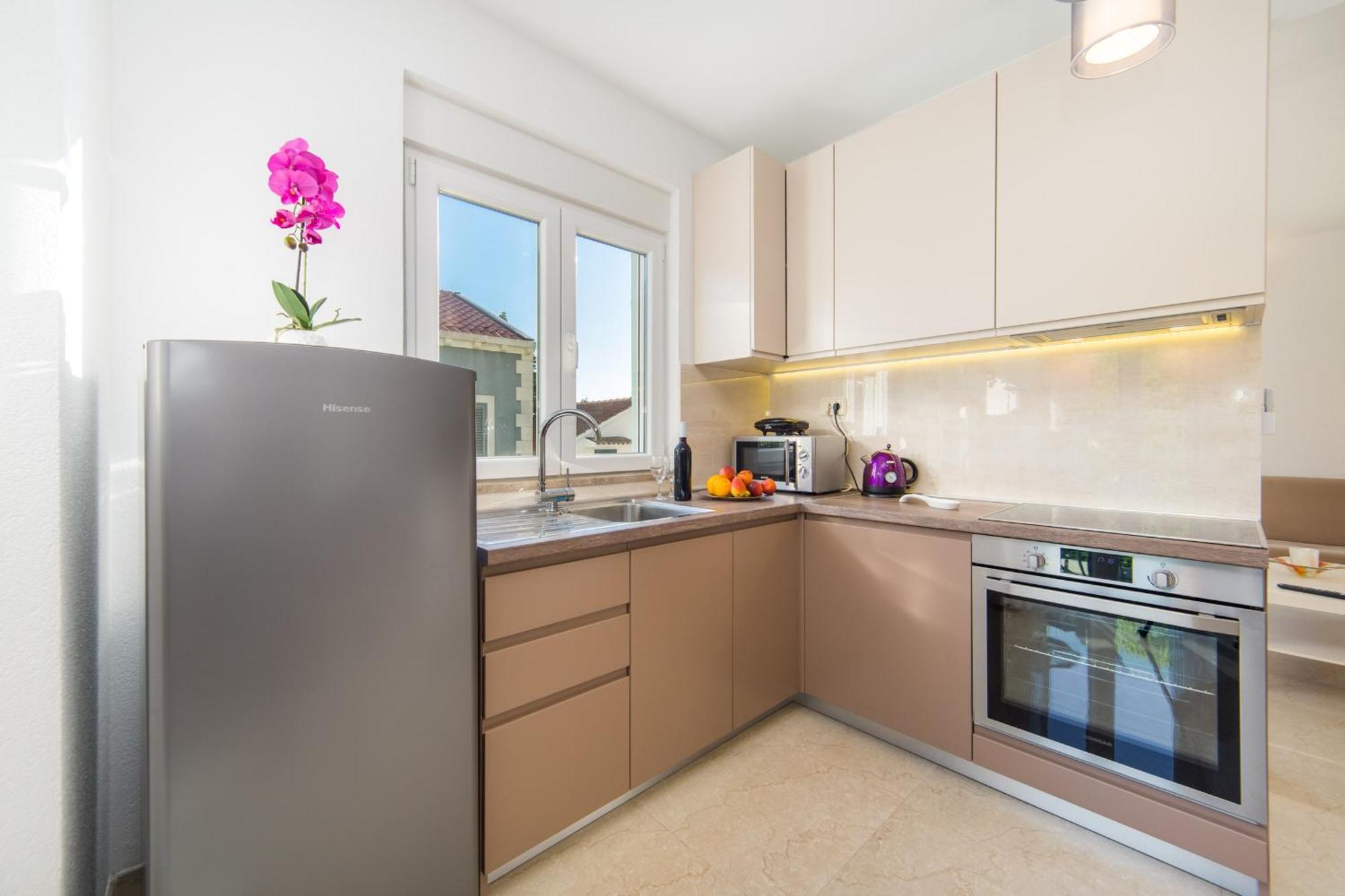 Apartments Zvonik Brist Ngoại thất bức ảnh