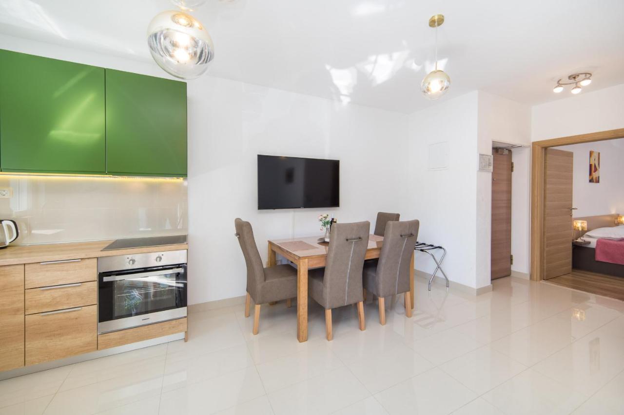 Apartments Zvonik Brist Ngoại thất bức ảnh