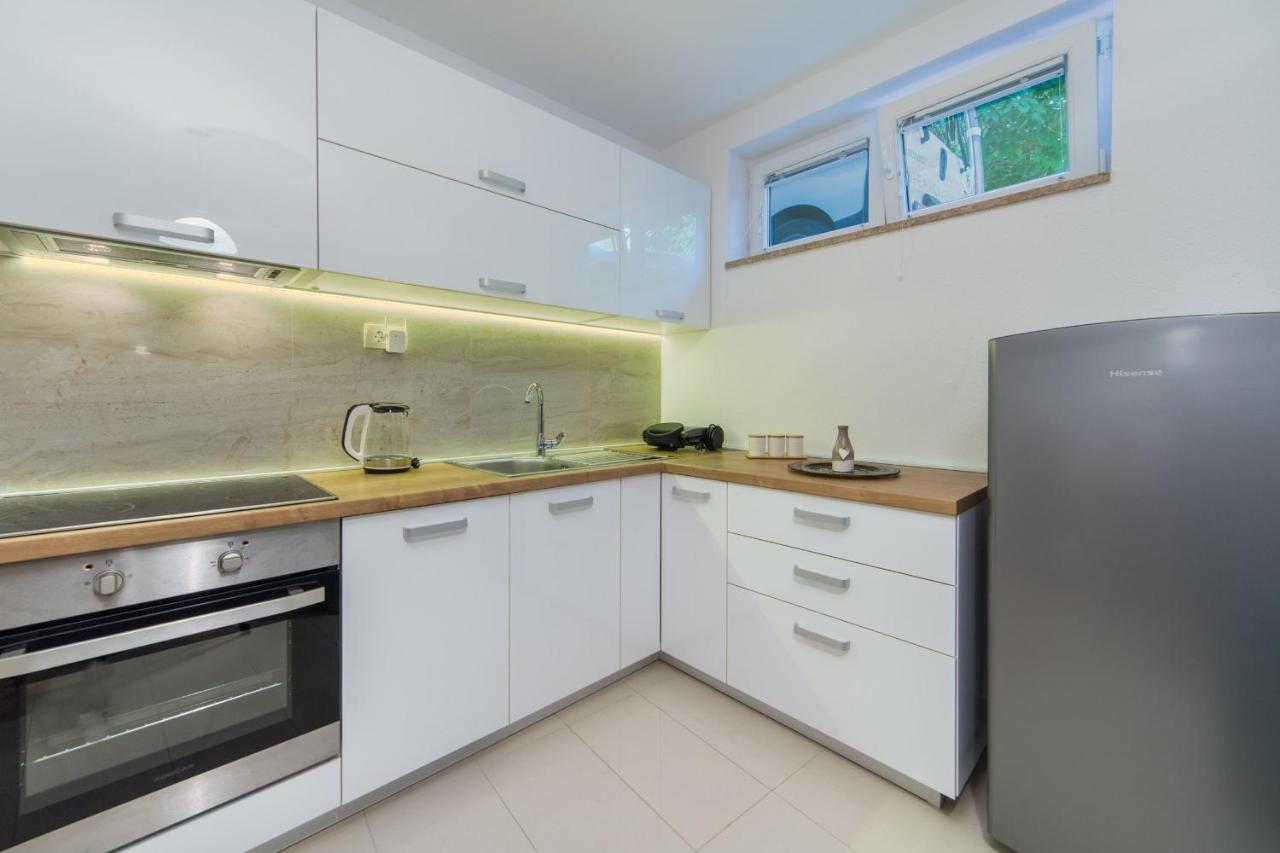 Apartments Zvonik Brist Ngoại thất bức ảnh